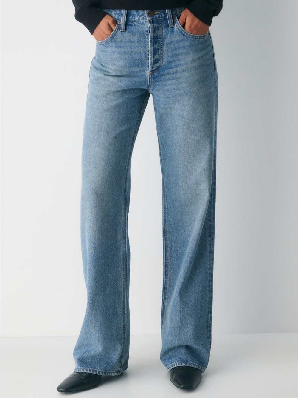 NWT - Denim Forum 90's Vintage Mid Rise Wide Jean - Bleu Bellini Please - 28